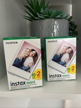 Fujifilm instax mini Instant Film Packs - White and Green Accents